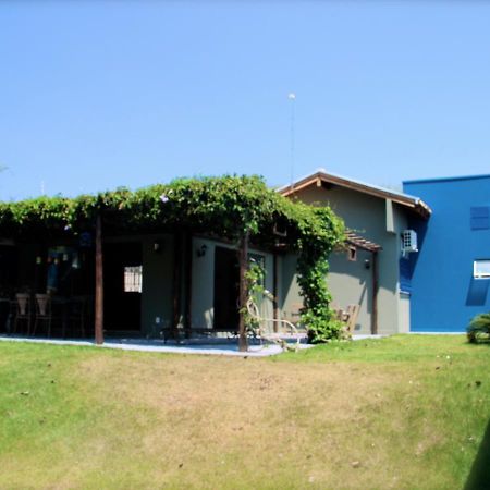 Casa Para Temporada Com 3 Suites Com Ar Condicionado โบนิโต ภายนอก รูปภาพ